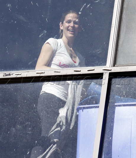 jennifer garner spandex ponytail work out  gym 