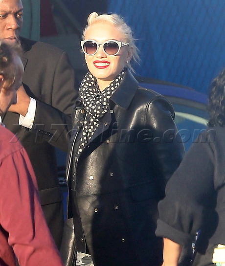 Gwen Stefani midriff concert no doubt Jimmy Kimmel performance performing 