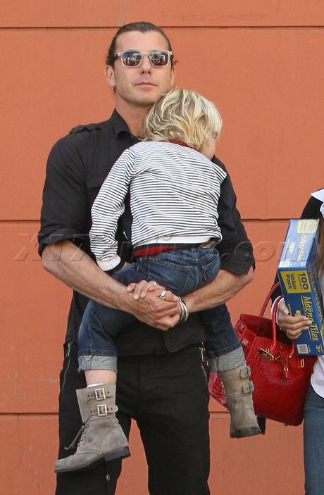 Gwen Stefani boot boots leather boots blazer sunglasses gavin rossdale zuma kingston 