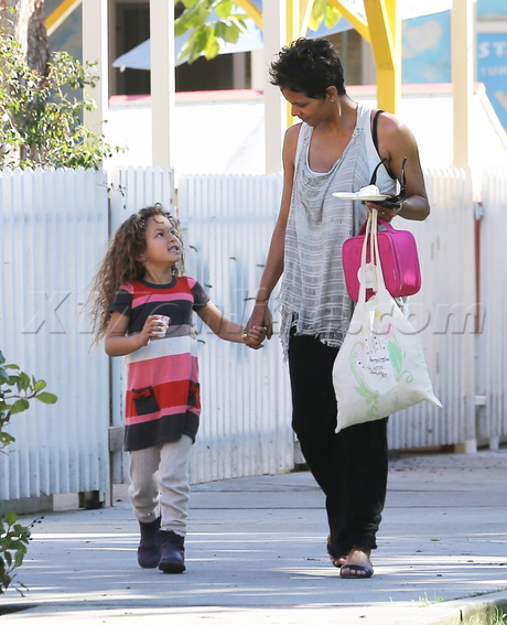 Halle Berry nahla kid bristol farms tank top skirt sunglasses