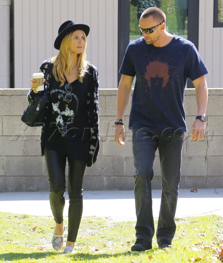 sunglasses Heidi Klum  jeans soccer seal kids 