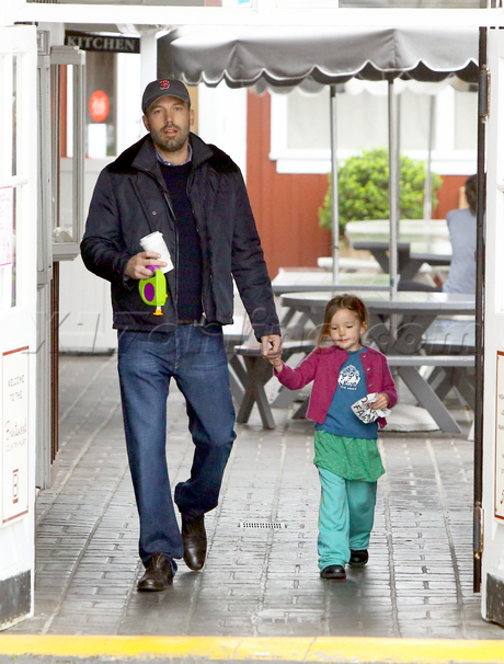 Ben Affleck hat red sox brentwood country mart 