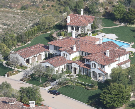 Justin Bieber aerial shots assult