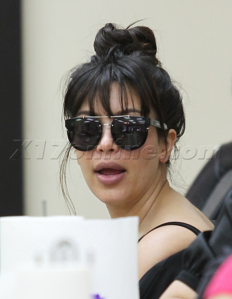 Beverly Hills pregnant kim kardashian sunglasses nail salon 
