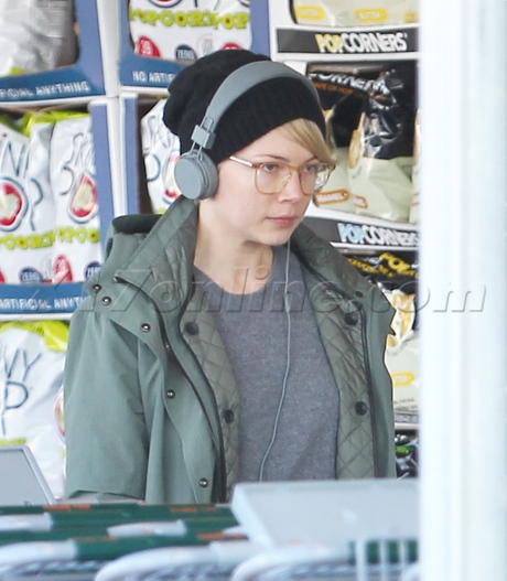 Michelle Williams  headphones groceries glasses 