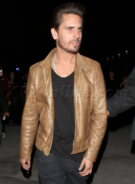 staples center rihanna concert leather Scott Disick beard necklace gold chain kanye west