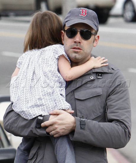 Jennifer Garner Ben Affleck violet brentwood coffee angry boston 
