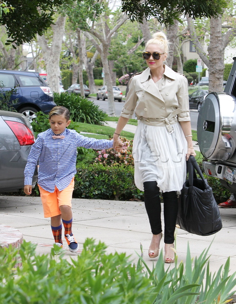 sunglasses kids boot Gwen Stefani easter 