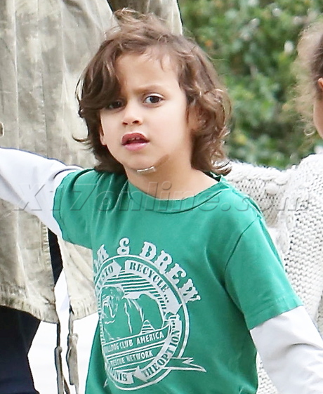 Jennifer Lopez twins kids Band-Aid Emme anthony Maximilian anthony