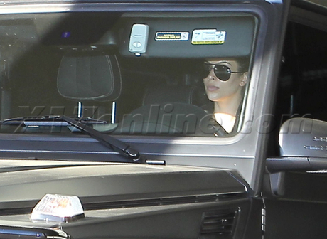 Kim Kardashian sunglasses mercedes gym court reality tv pregnant kanye west Kris Humphries