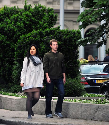 PAPARAZZI PREGNANT MARK ZUCKERBERG PRISCILLA CHAN FOUNDER 