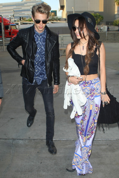 Vanessa Hudgens, Austin Butler colorful skirt hat Rolling Stones LA Live Staples Center 