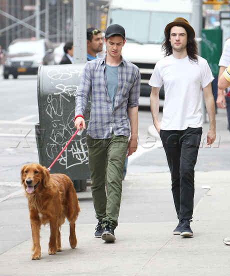 nyc plaid hat dog spiderman Andrew Garfield Tom Sturridge