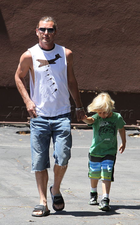 Gavin Rossdale  zuma gwen stefani shorts tank 