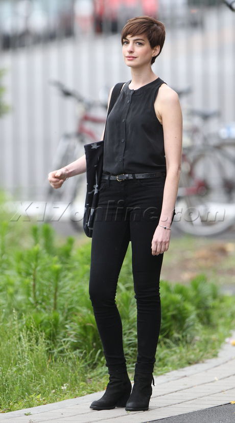 Adam Shulman Anne Hathaway song one film brooklyn filming set