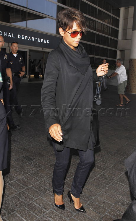 Halle Berry sunglasses pregnant LAX airport heels 