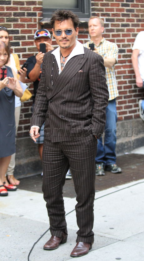 Johnny Depp suit david letterman The Lone Ranger 