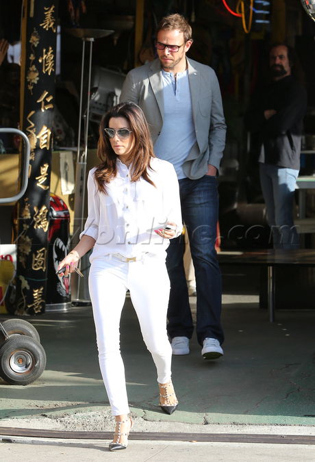 ready for love reality tv Ernesto Arguello eva longoria shopping couple