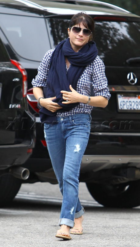 Selma Blair  scarf jeans plaid sunglasses 