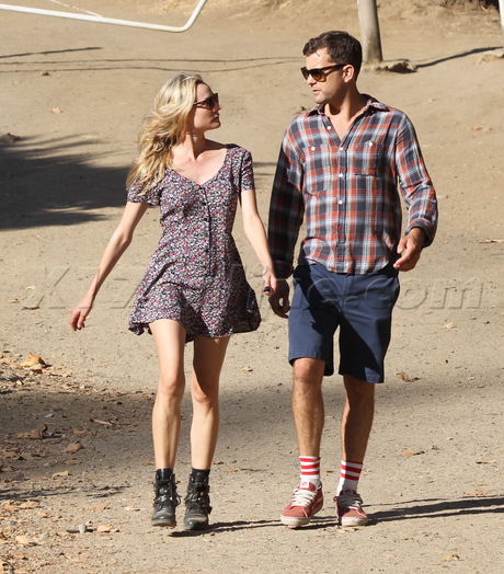 Diane Kruger, Joshua Jackson scooter walk Hollywood Hills Vespa