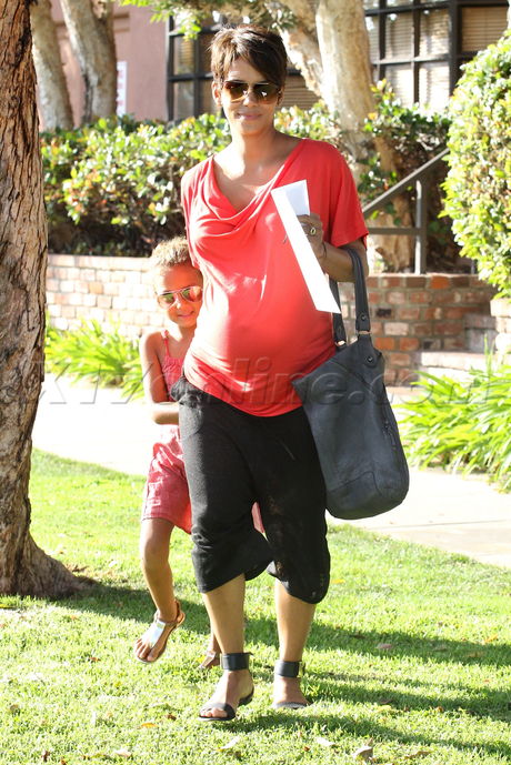 Halle Berry Nahla Beverly Hills pregnant red shirt