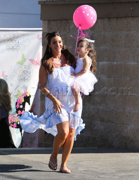 Mario Lopez wife daughter Courtney Gia