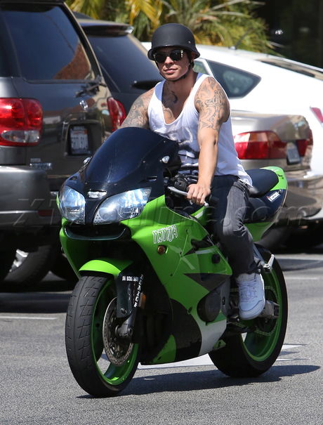 sunglasses Kawasaki Ninja tattoo jennifer lopez