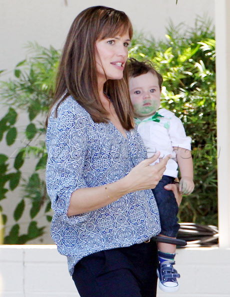 costume set film movie Jennifer Garner Steve Carell school 