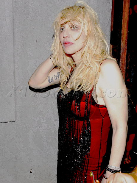 Courtney Love hollywood dress troubadour perform concert west hollywood