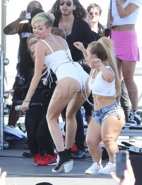 Miley Cyrus iHeartRadio