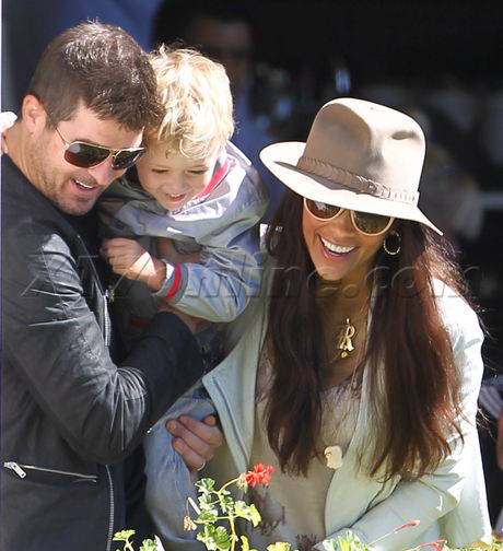 Robin Thick paula patton boat boat ride central park isabel marant boots