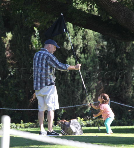  Bruce Willis michael kors bag park baby hat shorts Mabel Ray Willis 