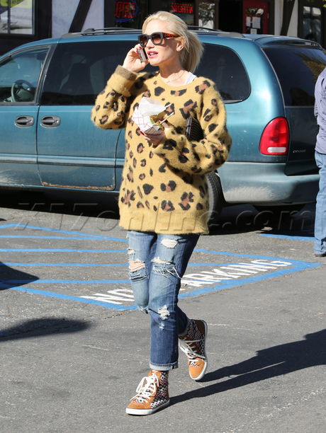 Gwen Stefani Kingston Zuma Lake Arrowhead Pregnant 