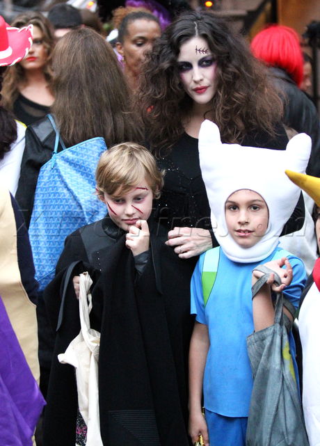 Liv Tyler New York Milo 