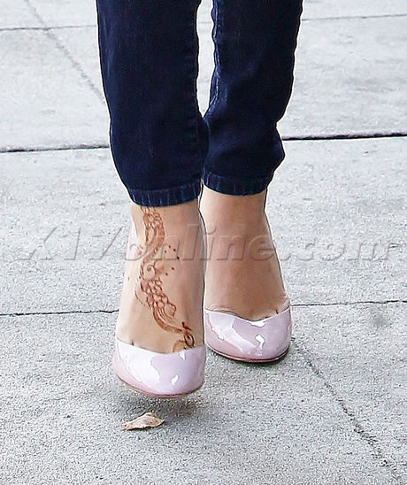 Selena Gomez Studio City henna tattoo 