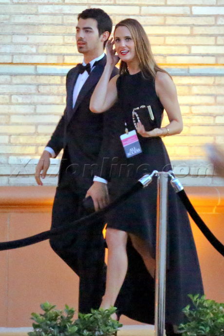 Wallis Annenberg Center for the Performing Arts  pregnant Joe Jonas rehab new girl singer jonas brothers 