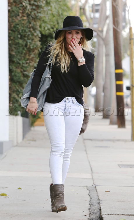 Hilary Duff manicure hat heels boots jeans raccoon tail
