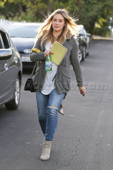 Hilary Duff jeans boots army jacket rag and bone skinny jeans