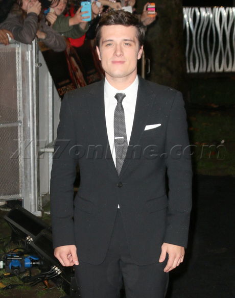 Josh Hutcherson red carpet blonde hunger games catching fire london uk dress Leicester square
