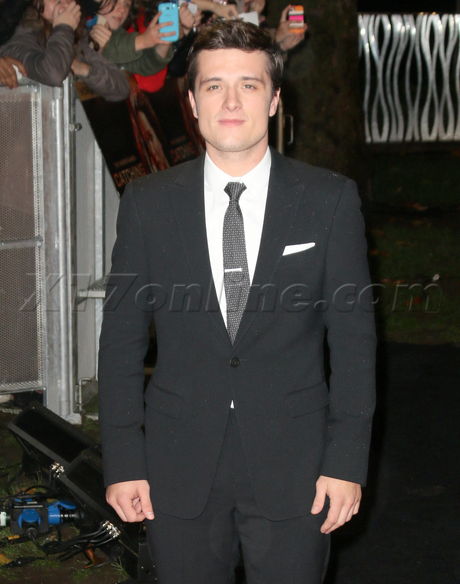 Josh Hutcherson red carpet blonde hunger games catching fire london uk dress Leicester square 