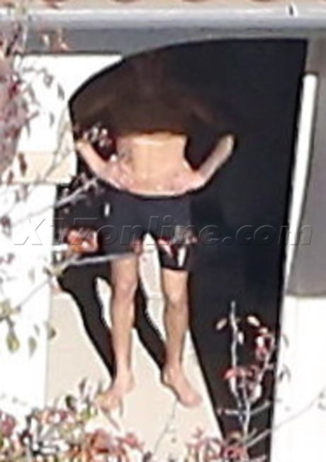 aerials mansion pool  Justin Bieber scandal no shirt work out underwear 