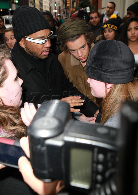 Harry Styles jacket singer one direction shopping uk Saint Laurent Paris nyc new york city 