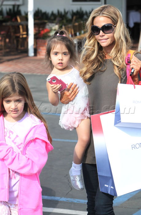 Denise Richards West Hollywood daughters