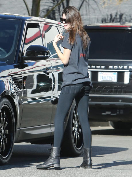 Kendall Jenner SUV Calabasas