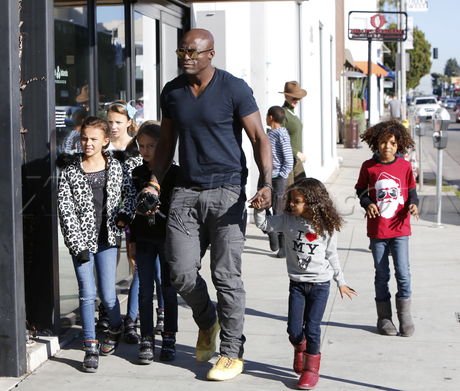 Seal parental visit divorce children Cecconi's