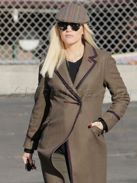 Gwen Stefani boots fashion blonde school trophy 