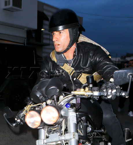 Justin Theroux helmet riding motorcycle smoking Jennifer Aniston