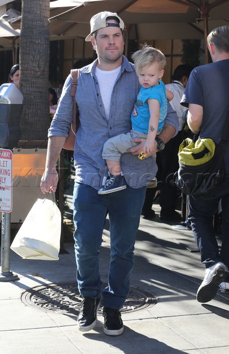 Mike Comrie Hilary Duff Separation son Luca Il Pastaio restaurant