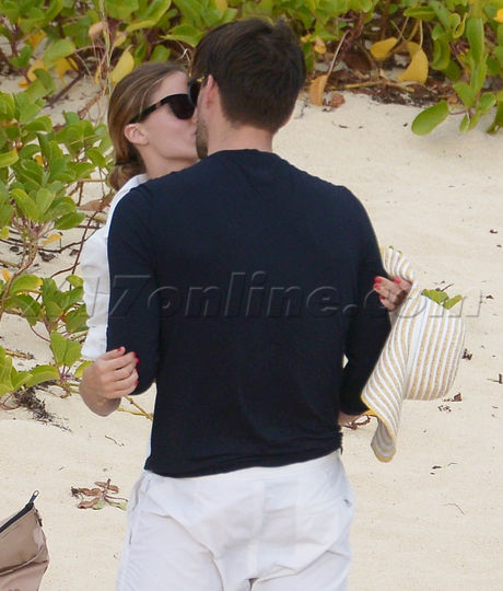 American Celebrities Saint Barth Saint Barths Saint Barts sun sea beach actress TV personality TV Star The City kisses Olivia Palermo Johannes Huebl Engaged