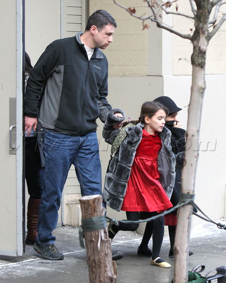 Katie Holmes New York Suri Cruise 